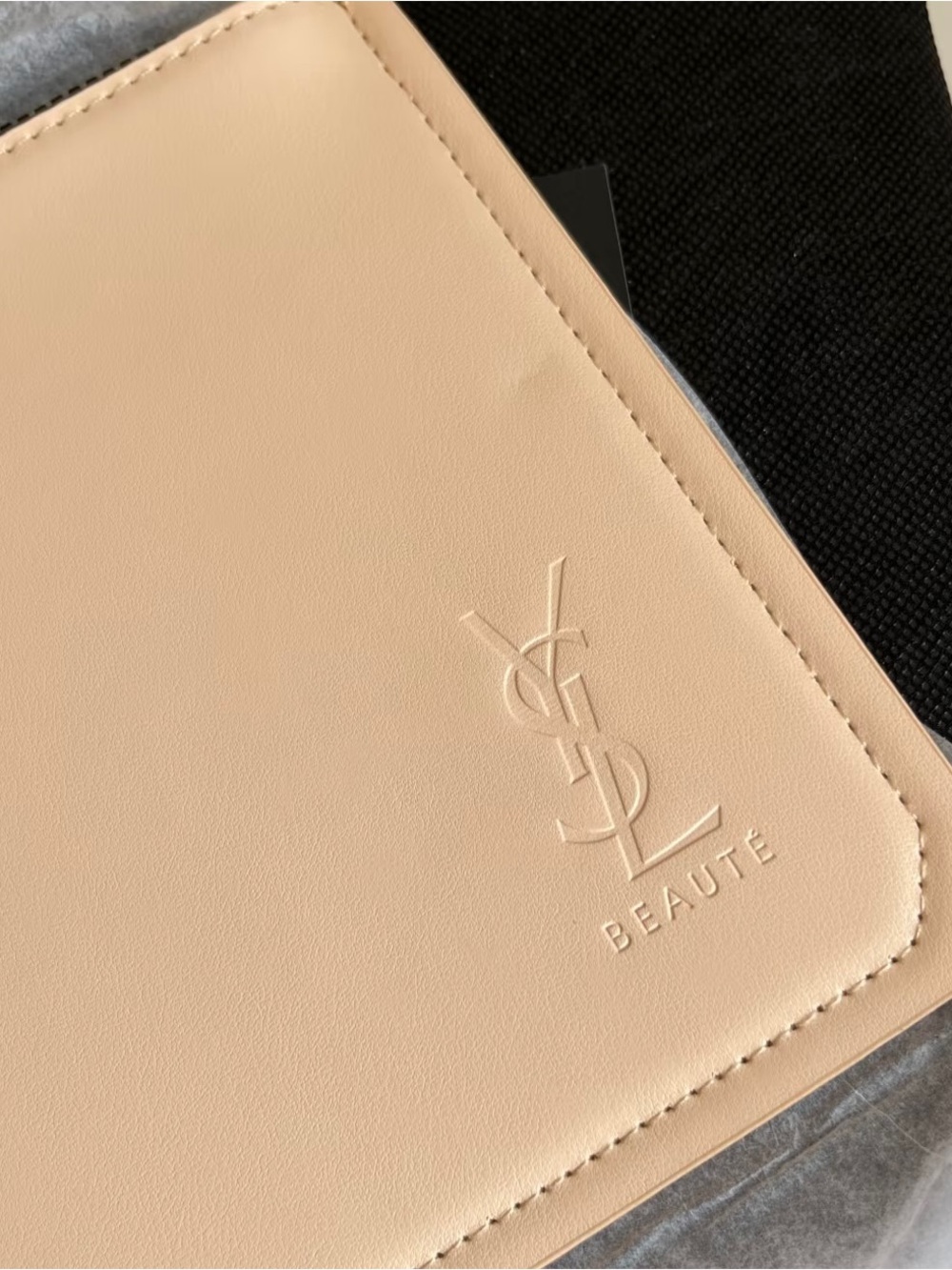 YSL Saint Laurent Beauty Beige Envelope Zip Pouch - Picture 3 of 4